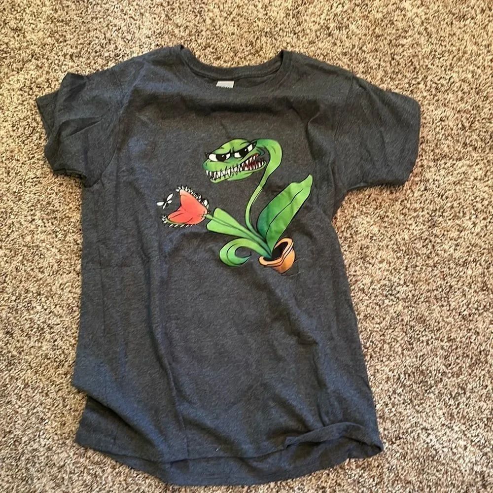 Novelty tee  